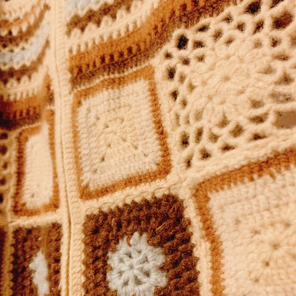 Beautiful crochet knit cardigan - Picture 8 of 8